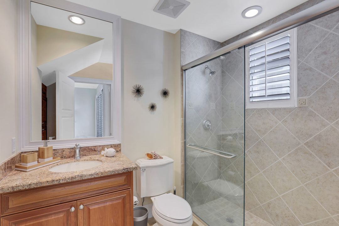 1001 10th Ave S #F3, Naples, FL 34102