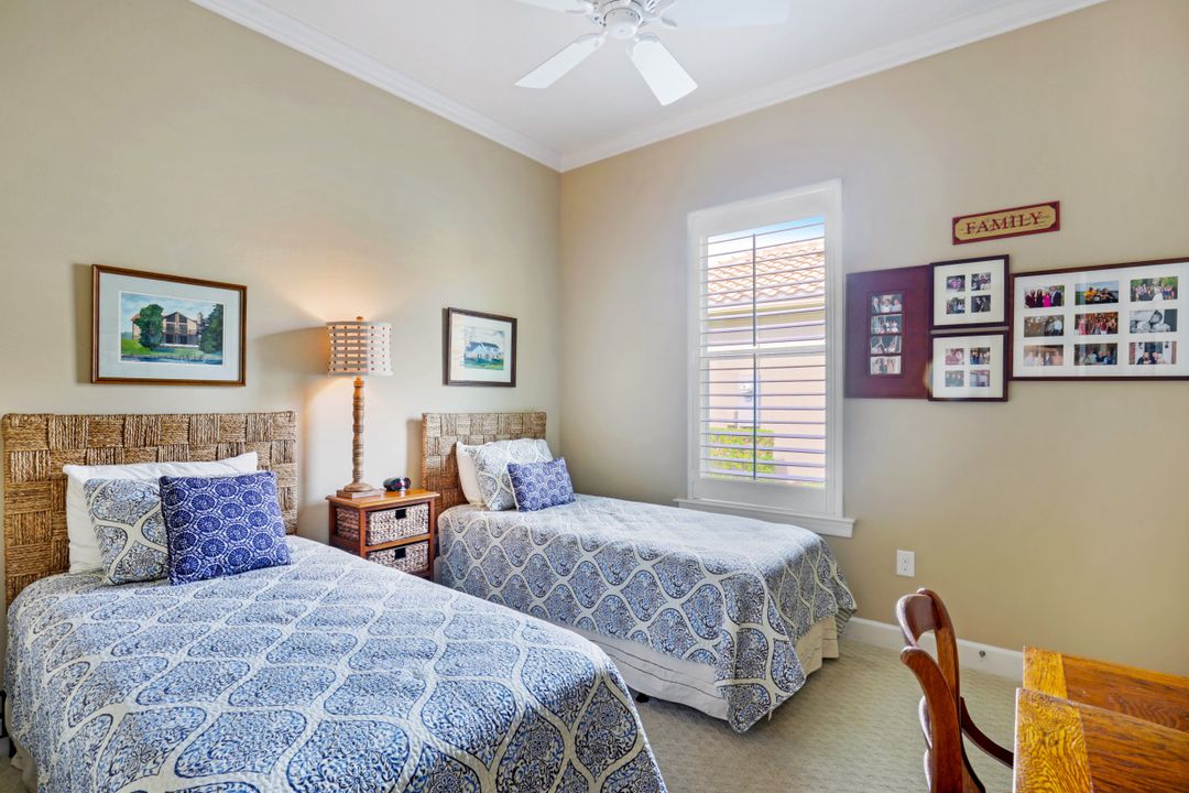 9364 Marble Stone Dr, Naples, FL 34120