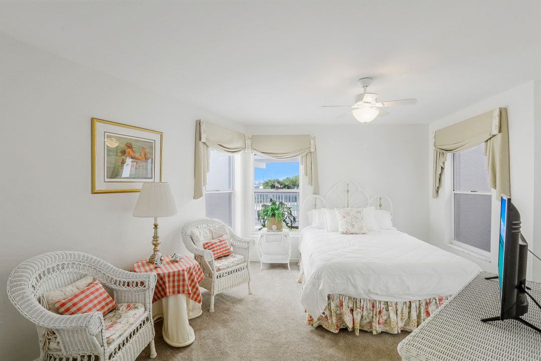 991 N Barfield Dr #308, Marco Island, FL 34145