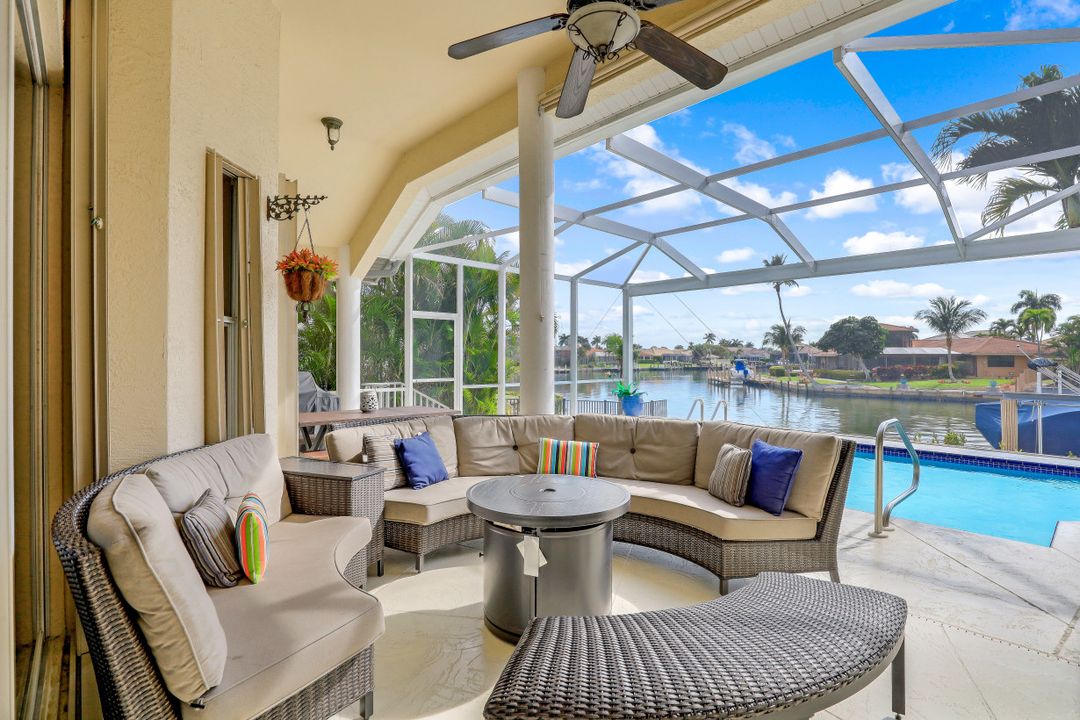 1786 Hummingbird Ct, Marco Island, FL 34145