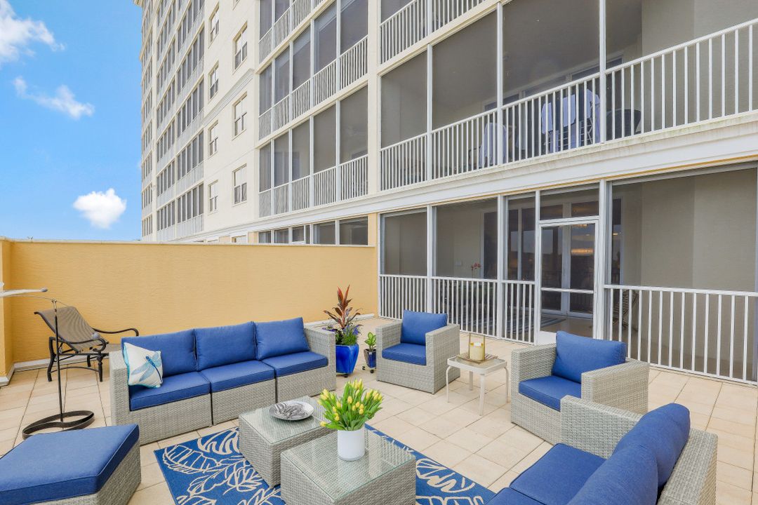 410 Flagship Dr #302, Naples, FL 34108