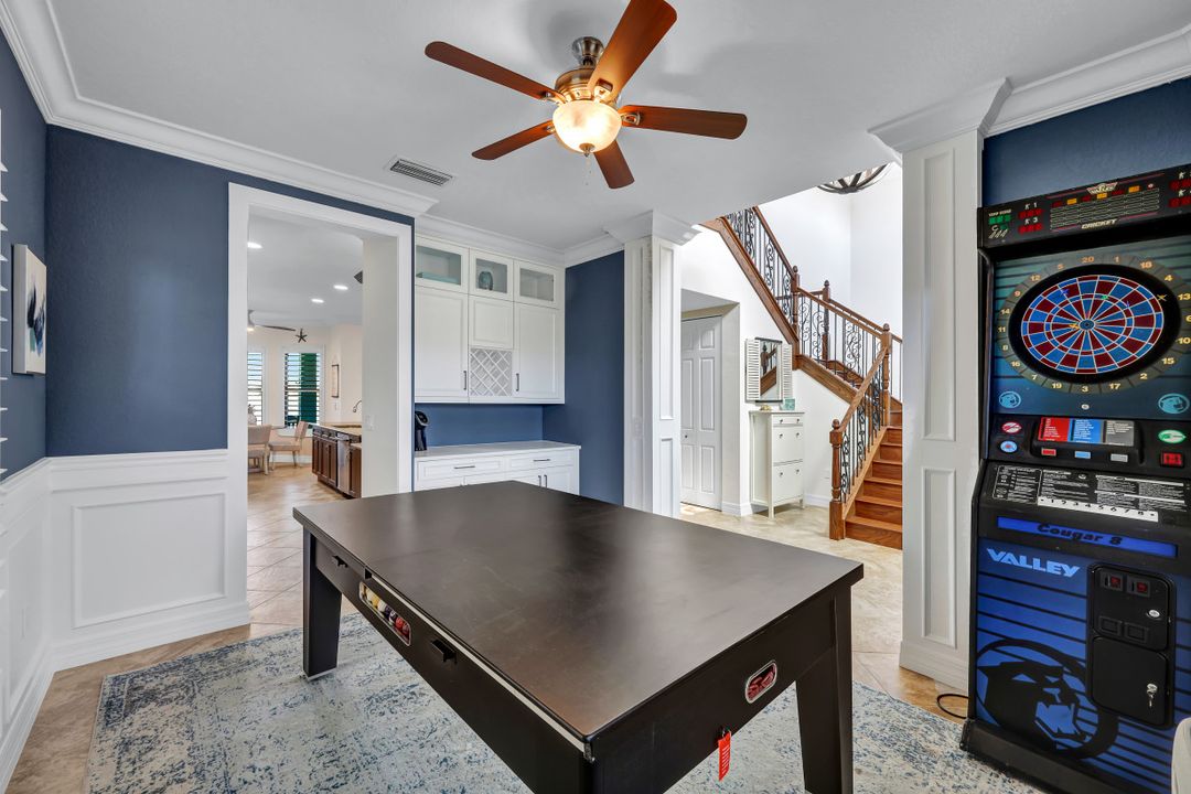 2739 Cinnamon Bay Cir, Naples, FL 34119