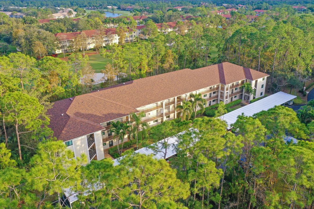 5767 Deauville Cir #D-303, Naples, FL 34112