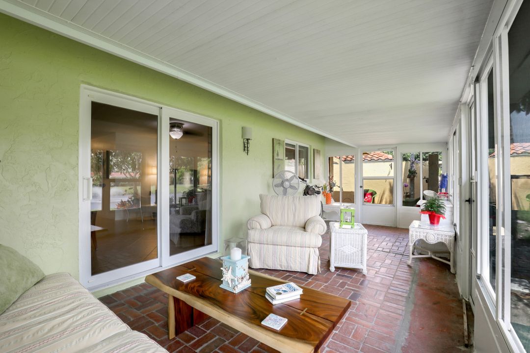 146 Harrison Rd, Naples, FL 34112