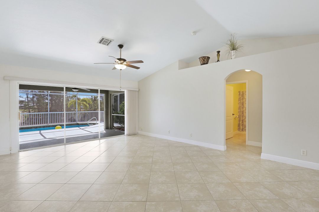 846 SW 31st Terrace, Cape Coral, FL 33914