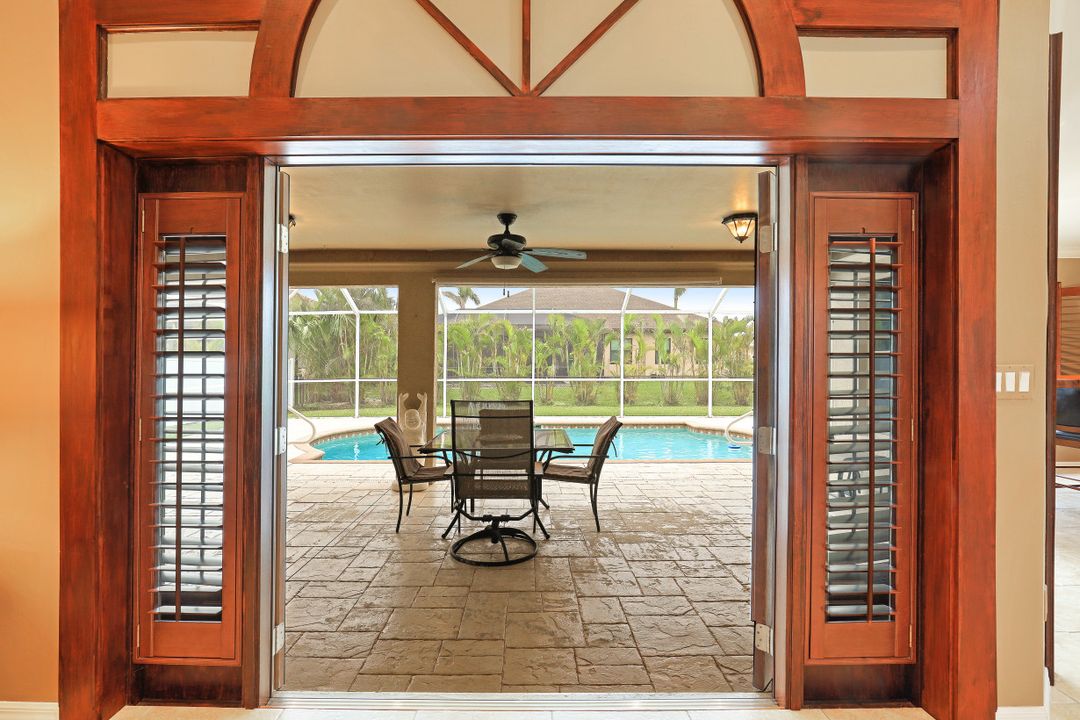 5327 SW 21st Pl, Cape Coral, FL 33914