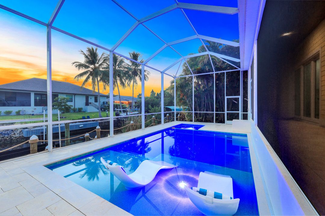 27050 Flamingo Dr, Bonita Springs, FL 34135