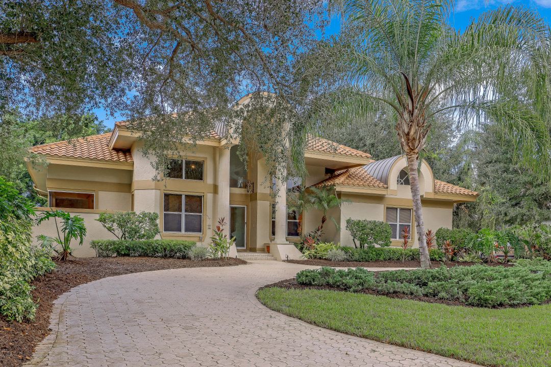 25060 Pennyroyal Dr, Bonita Springs, FL 34134