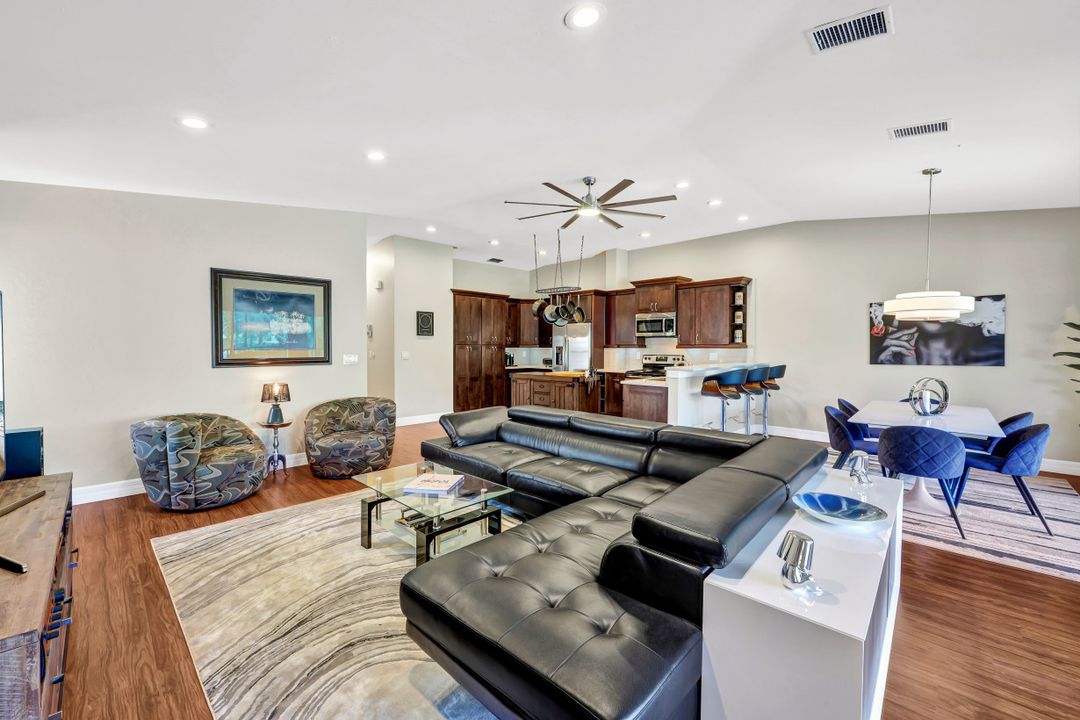 2426 Orchid Bay Dr # F-204, Naples, FL 34109