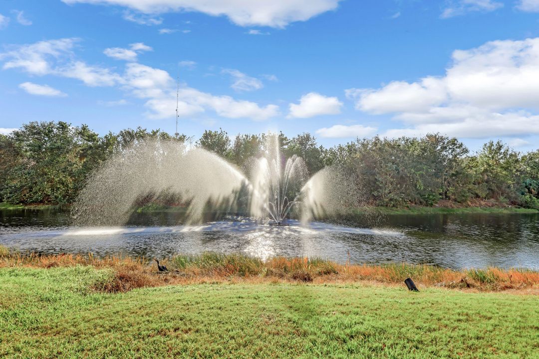 19760 Osprey Cove Blvd APT 127 #127, Fort Myers, FL 33967