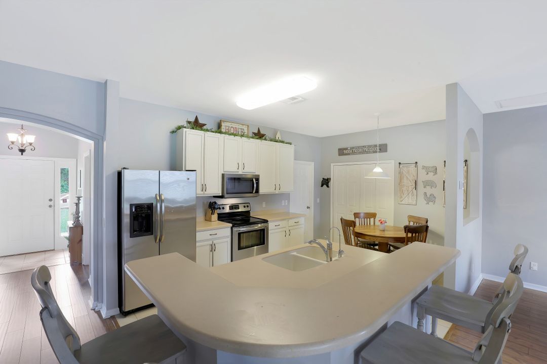 3531 12th Ave NE, Naples, FL 34120