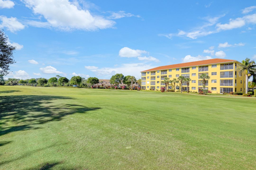 6816 Sterling Greens Dr #301, Naples, FL 34104