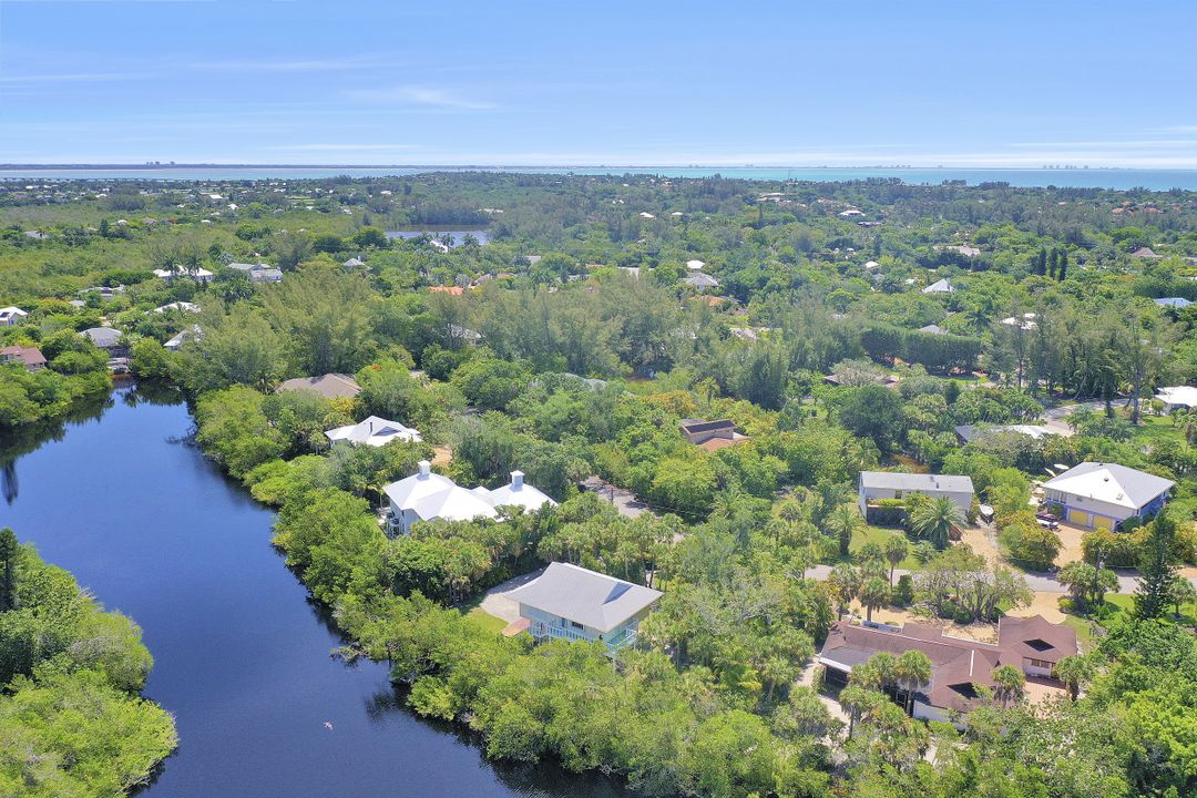 9455 Beverly Ln, Sanibel, FL 33957