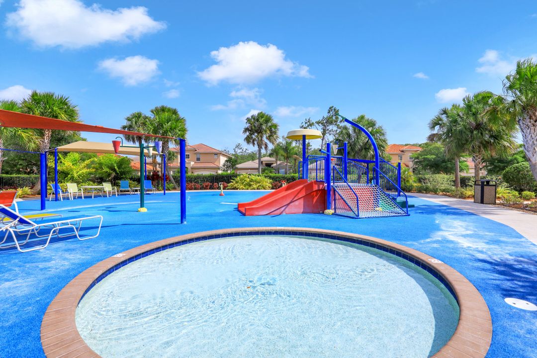 10157 Silver Maple Ct, Fort Myers, FL 33913