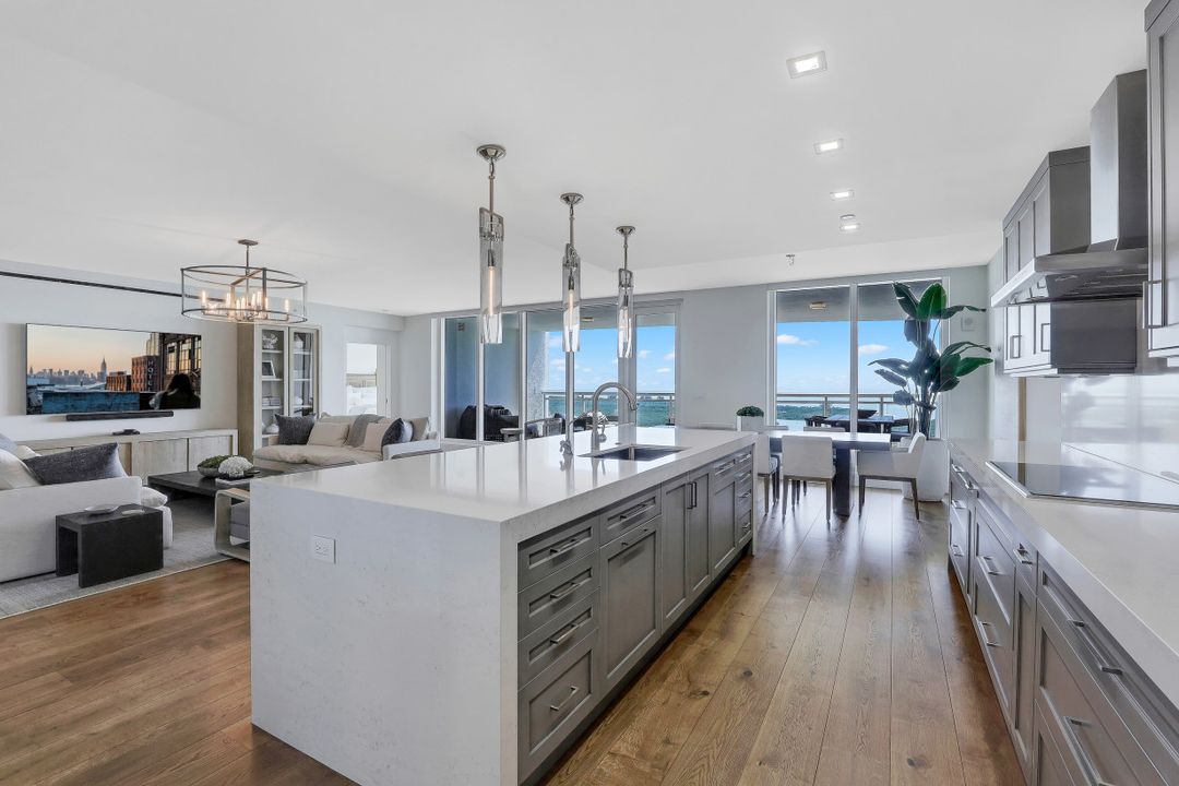 13915 Old Coast Rd #2206, Naples, FL 34110