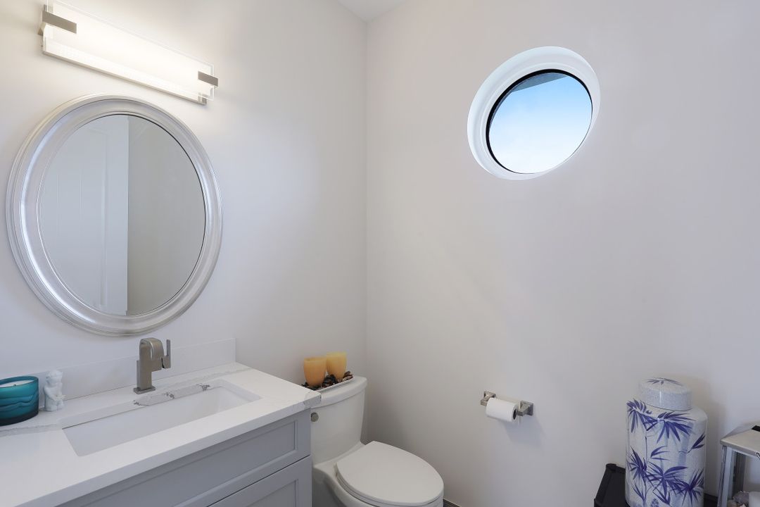 470 Maunder Ct, Marco Island, FL 34145