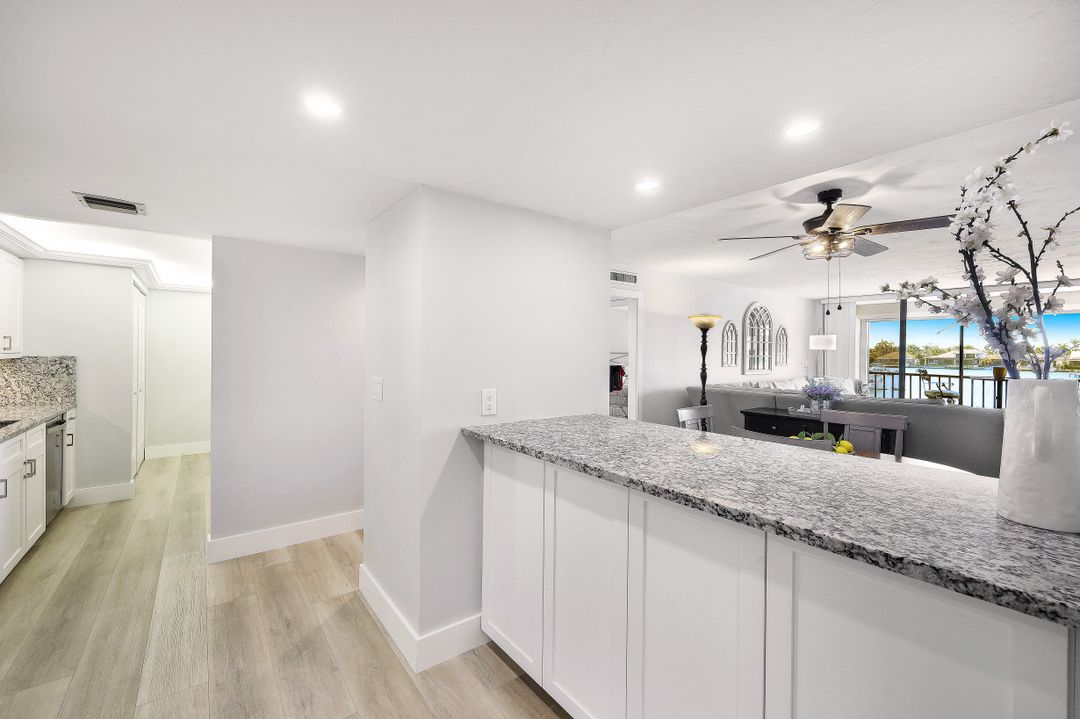 838 W Elkcam Cir #303, Marco Island, FL 34145