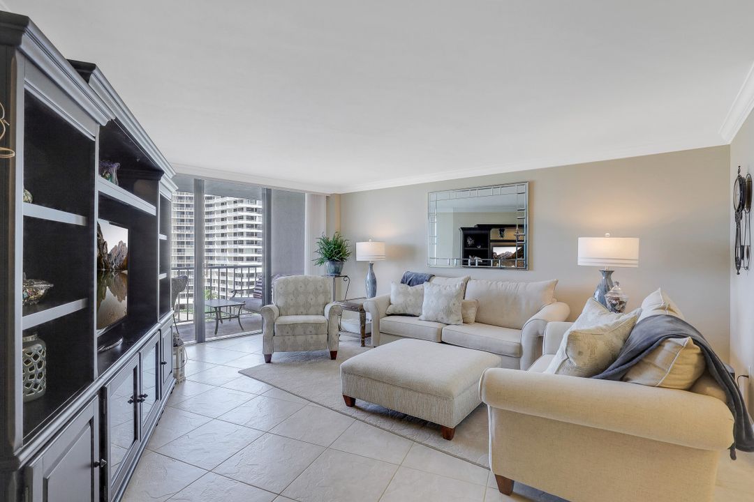 320 Seaview Ct #808, Marco Island, FL 34145