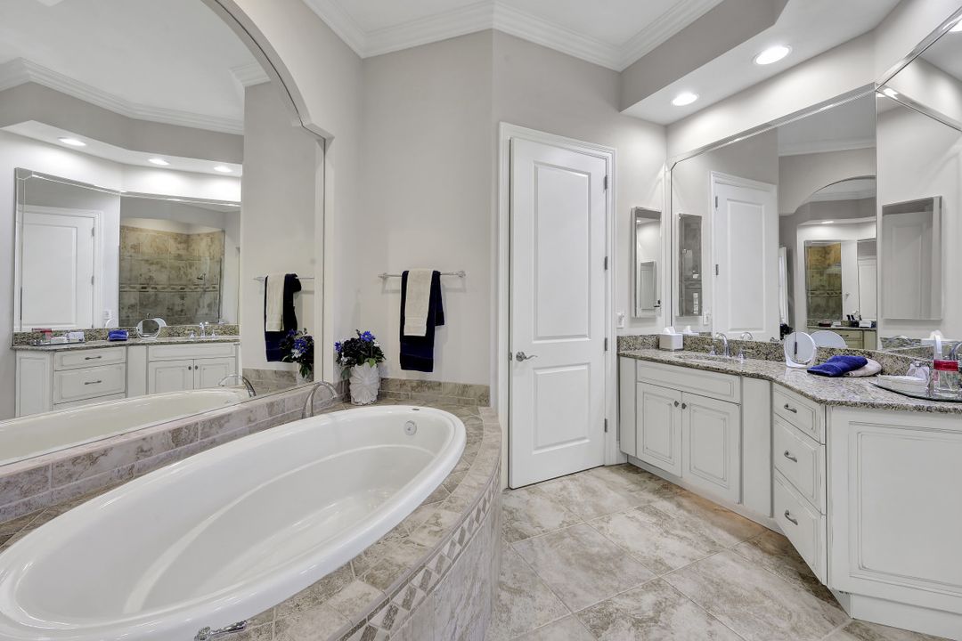 10740 Mirasol Dr #201, Miromar Lakes, FL 33913