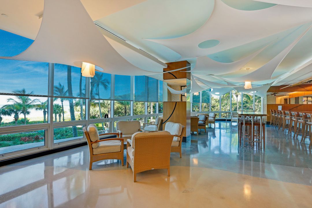 11125 Gulf Shore Dr #606, Naples, FL 34108