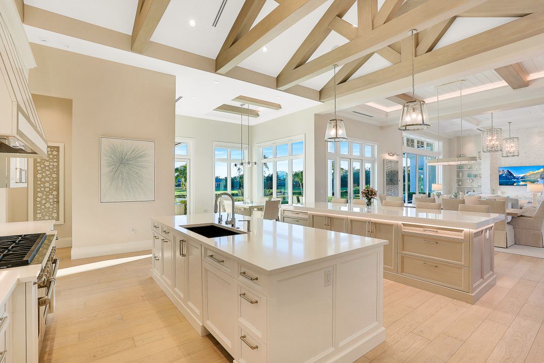 16610 Firenze Way, Naples, FL 34110