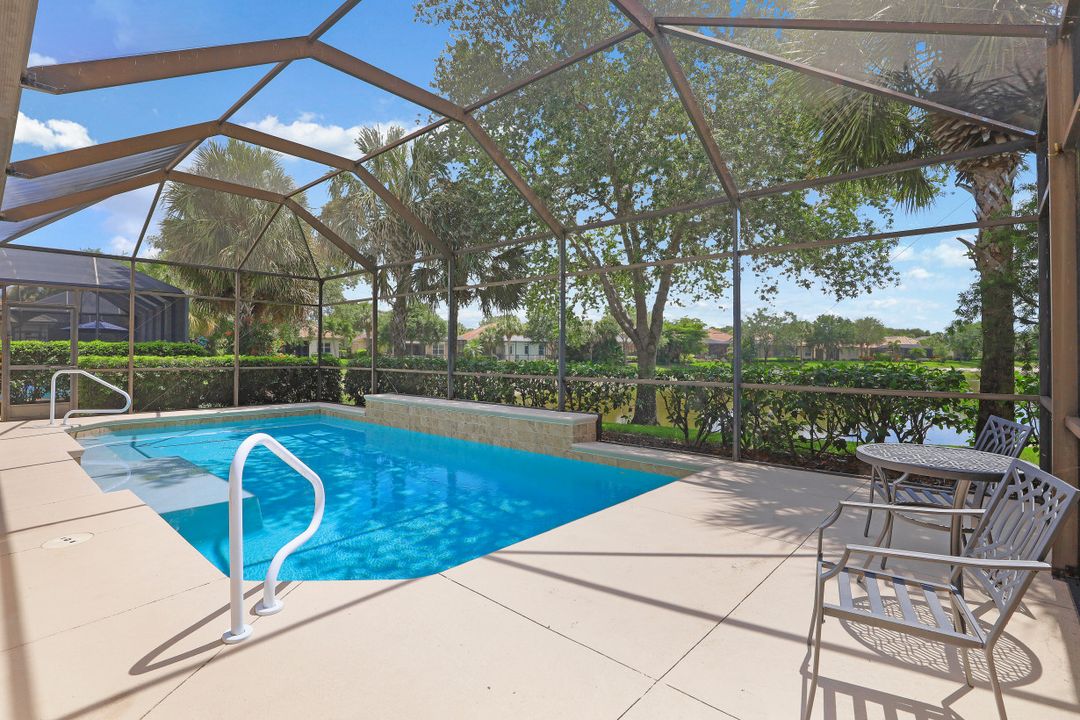 10354 Flat Stone Loop, Bonita Springs, FL 34135