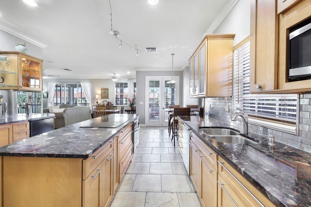 5110 W Hyde Park Ct #204, Fort Myers, FL 33912