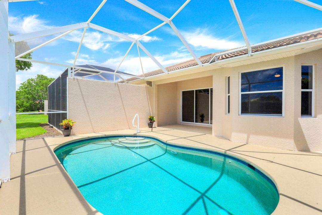 6705 Calumet Dr, Naples, FL 34113