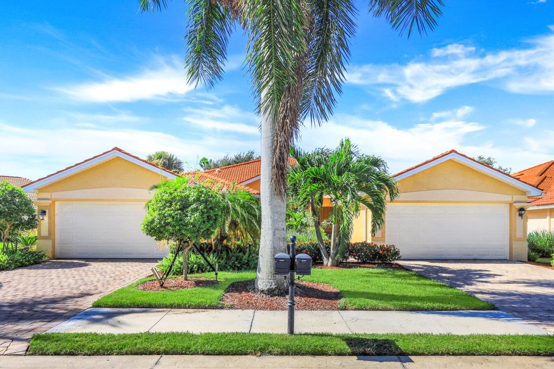 14440 Manchester Dr, Naples, FL 34114