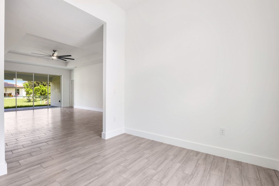 3410 34th St SW, Lehigh Acres, FL 33976