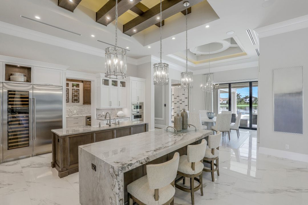 5937 Sunnyslope Dr, Naples, FL 34119