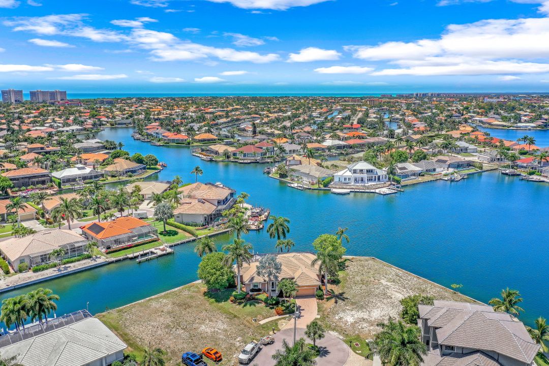 160 S Seas Ct, Marco Island, FL 34145