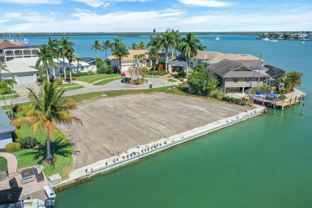 879 Magnolia Ct, Marco Island, FL 34145