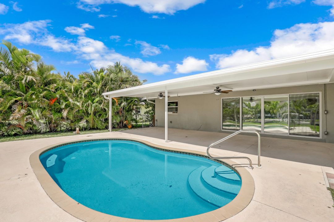 5118 York Ct, Cape Coral, FL 33904