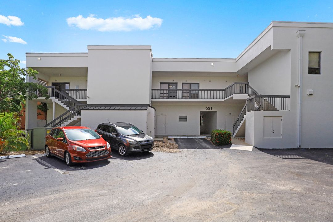 651 S Collier Blvd #2F, Marco Island, FL 34145