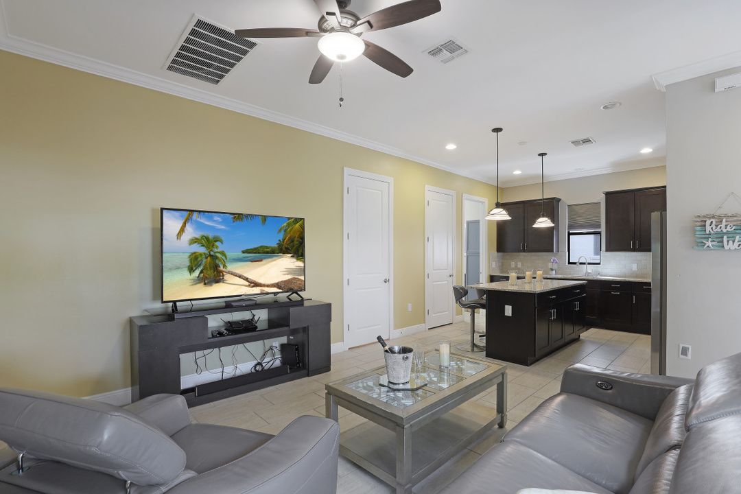 1300 Kendari Terrace, Naples, FL 34113