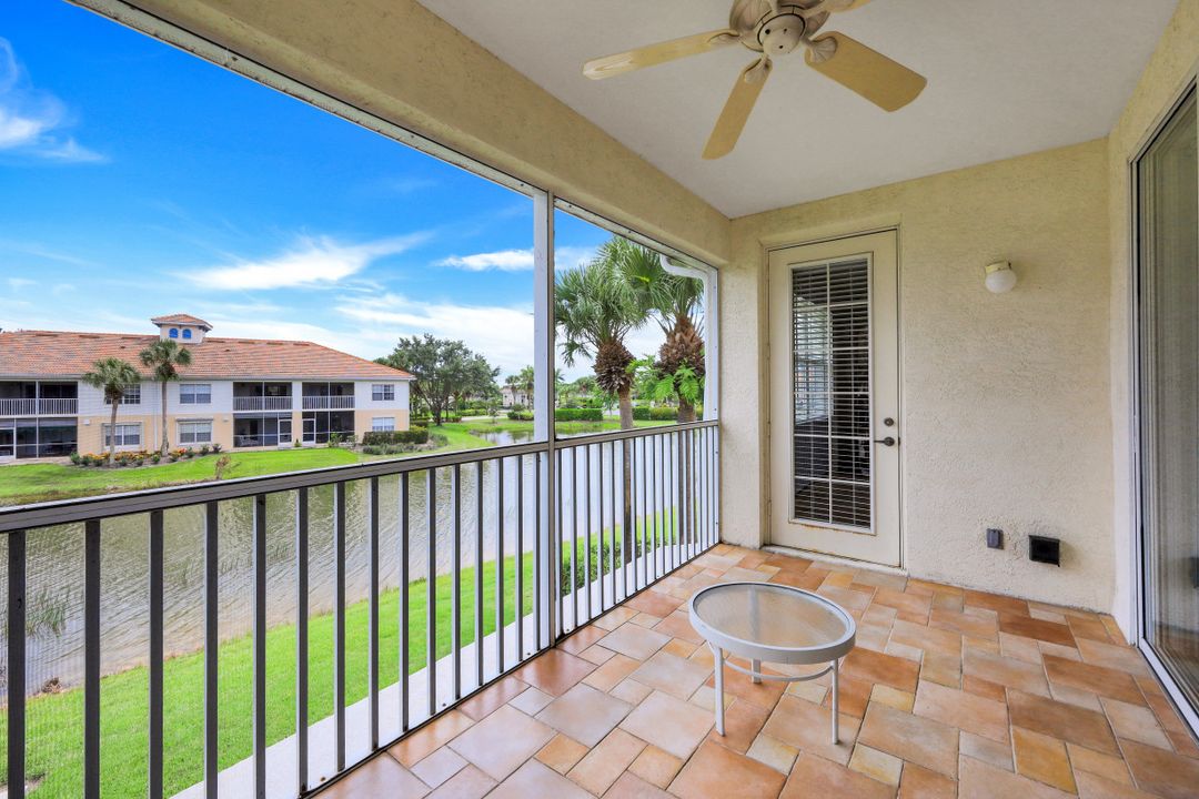 3065 Driftwood Way #4202, Naples, FL 34109