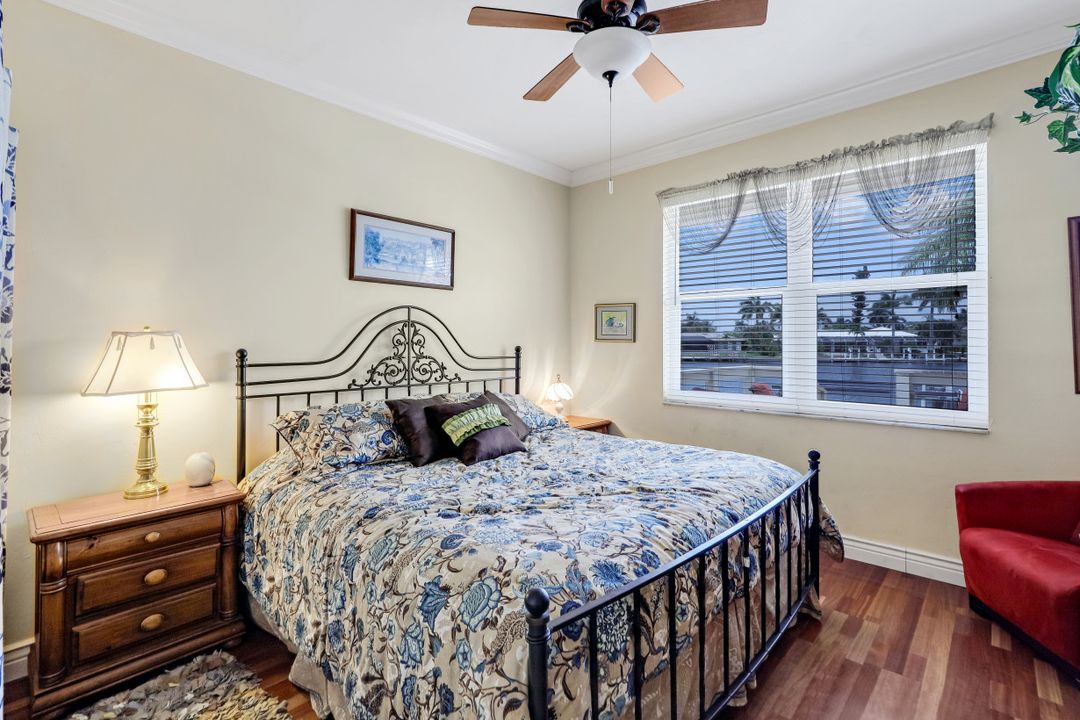 419 Nassau Ct, Marco Island, FL 34145