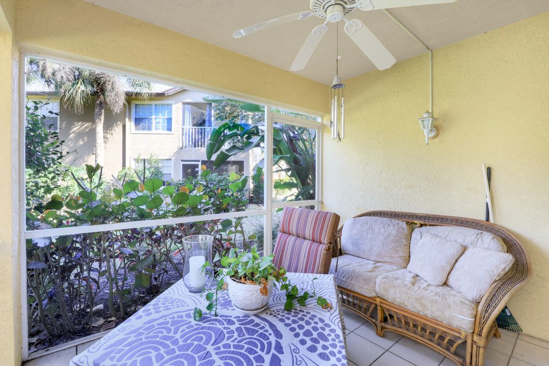 9589 Crescent Garden Dr #101, Naples, FL 34109