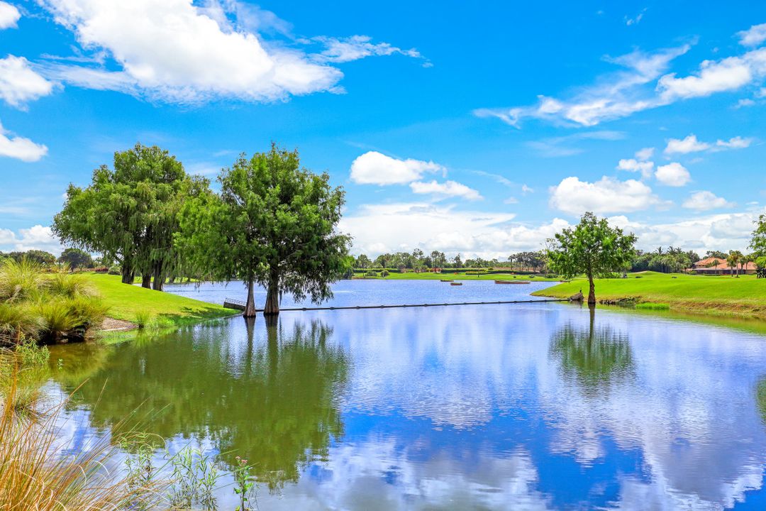 5870 3 Iron Dr #4-401, Naples, FL 34110