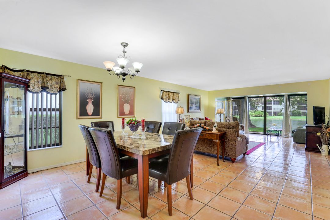 400 Misty Pines Cir #101, Naples, FL 34105