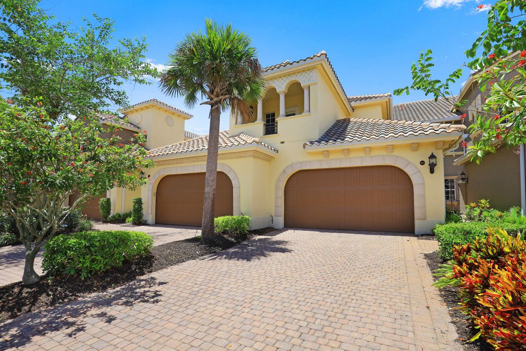 3720 Montreux Ln #203, Naples, FL 34114