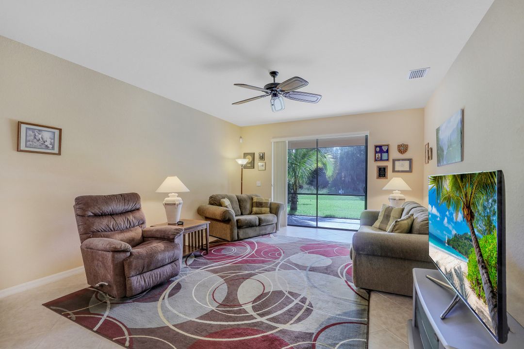 12168 Country Day Cir, Fort Myers, FL 33913