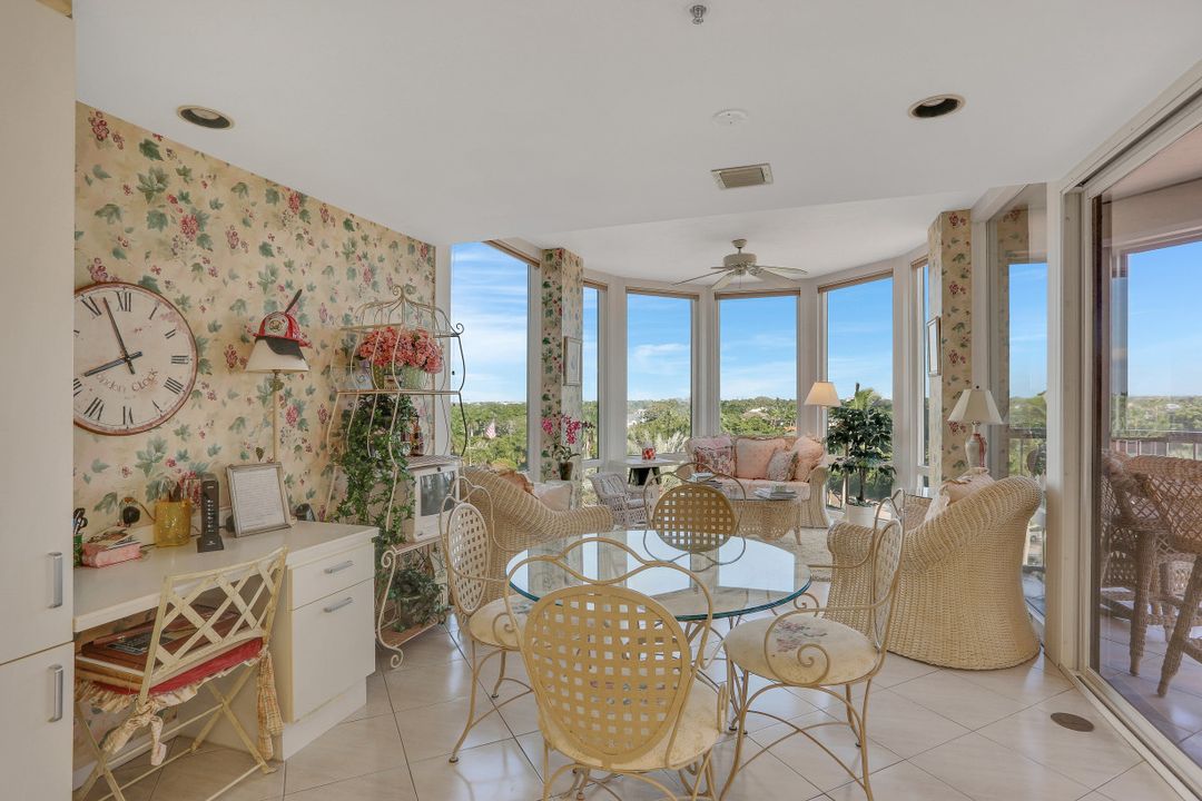 4951 Gulf Shore Blvd N #301, Naples, FL 34103