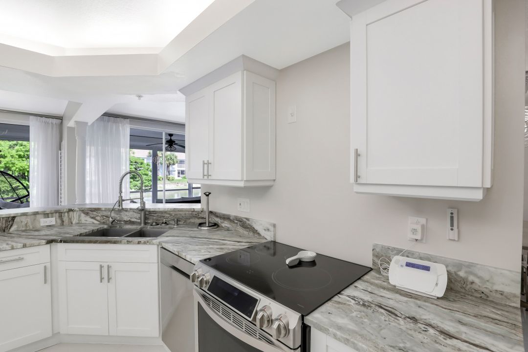 6834 Lantana Bridge Rd #101, Naples, FL 34109