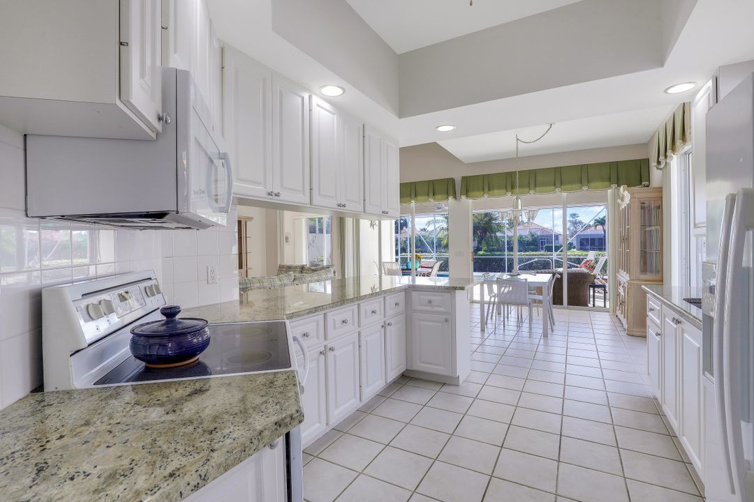 4409 Novato Ct, Naples, FL 34109