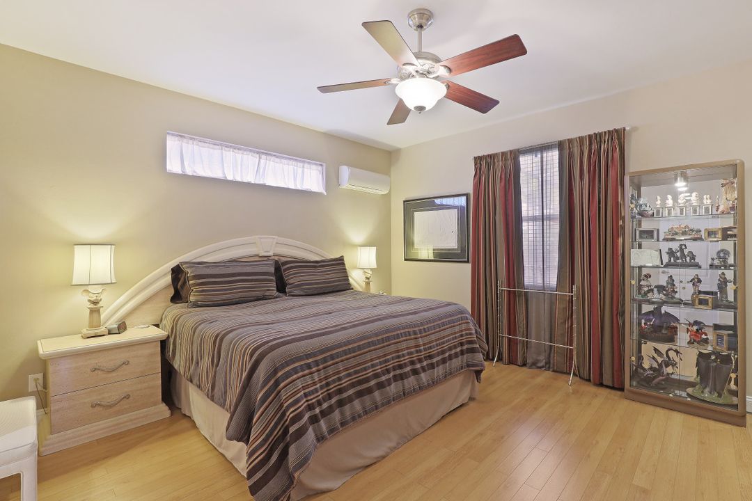 8831 Springwood Ct, Bonita Springs, FL 34135