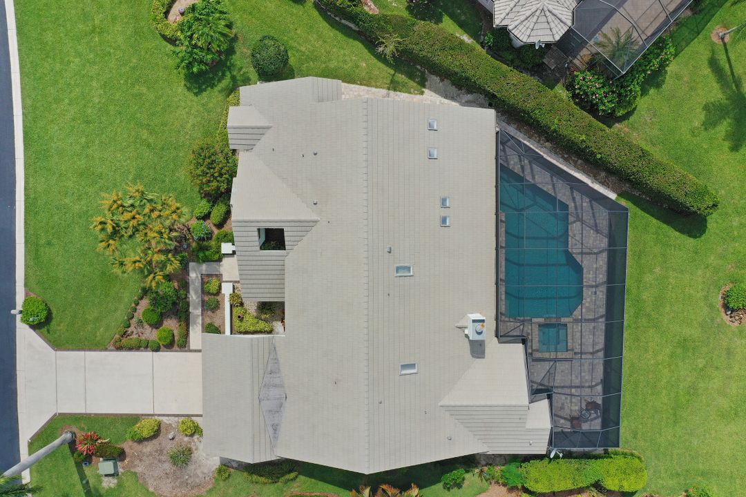 1380 Bald Eagle Dr, Naples, FL 34105