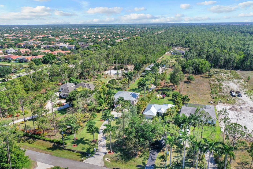 5660 Spanish Oaks Ln, Naples, FL 34119