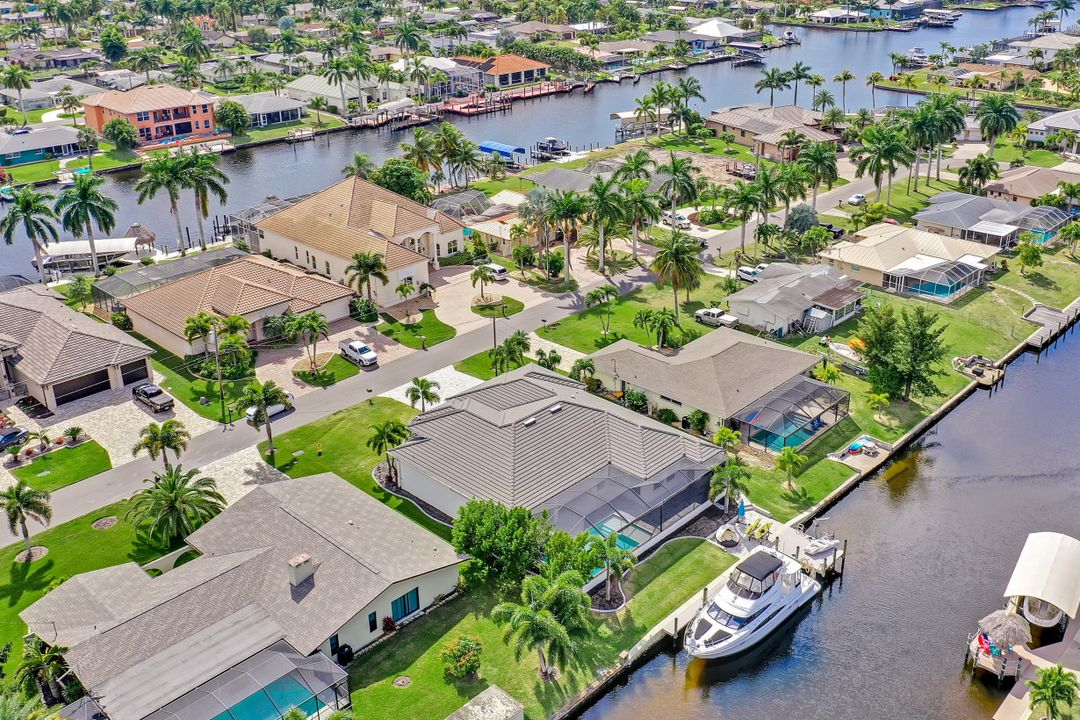 135 SW 50th St, Cape Coral, FL 33914